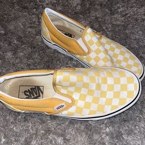 size 8 VANS slip on yellow